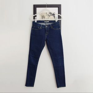 Levi’s 601 pin skinny jeans size 28 dark blue